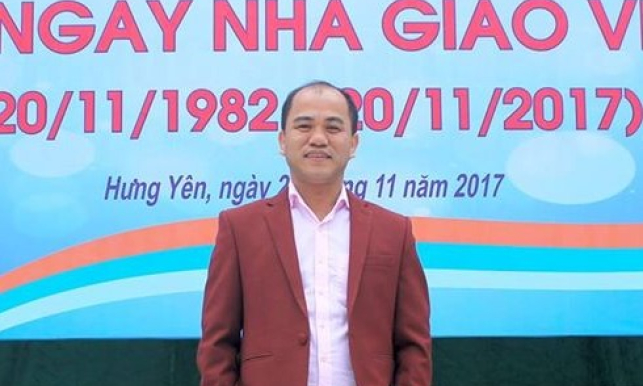 Thầy giáo Nguyễn Đình Thế, Thạc sĩ Hóa học.  